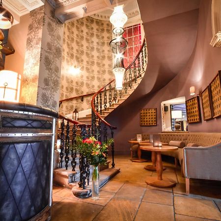 The Meadowpark Bar, Kitchen & Rooms Стърлинг Екстериор снимка